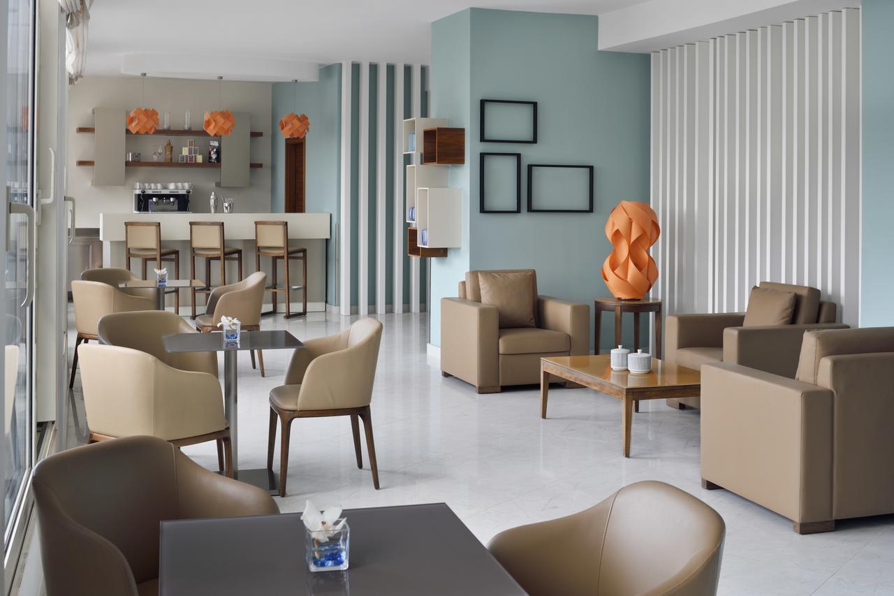 Protea Hotel By Marriott Constantine Exterior photo